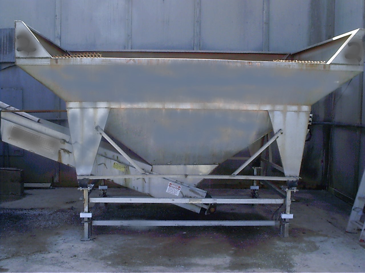 Stainless steel scales for Layco blenders and weighhoppers Scale Designs